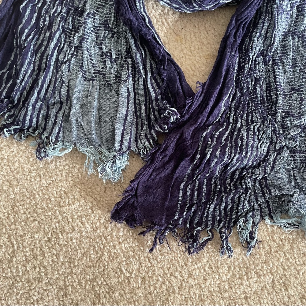 Scarf - Picture 3 of 4